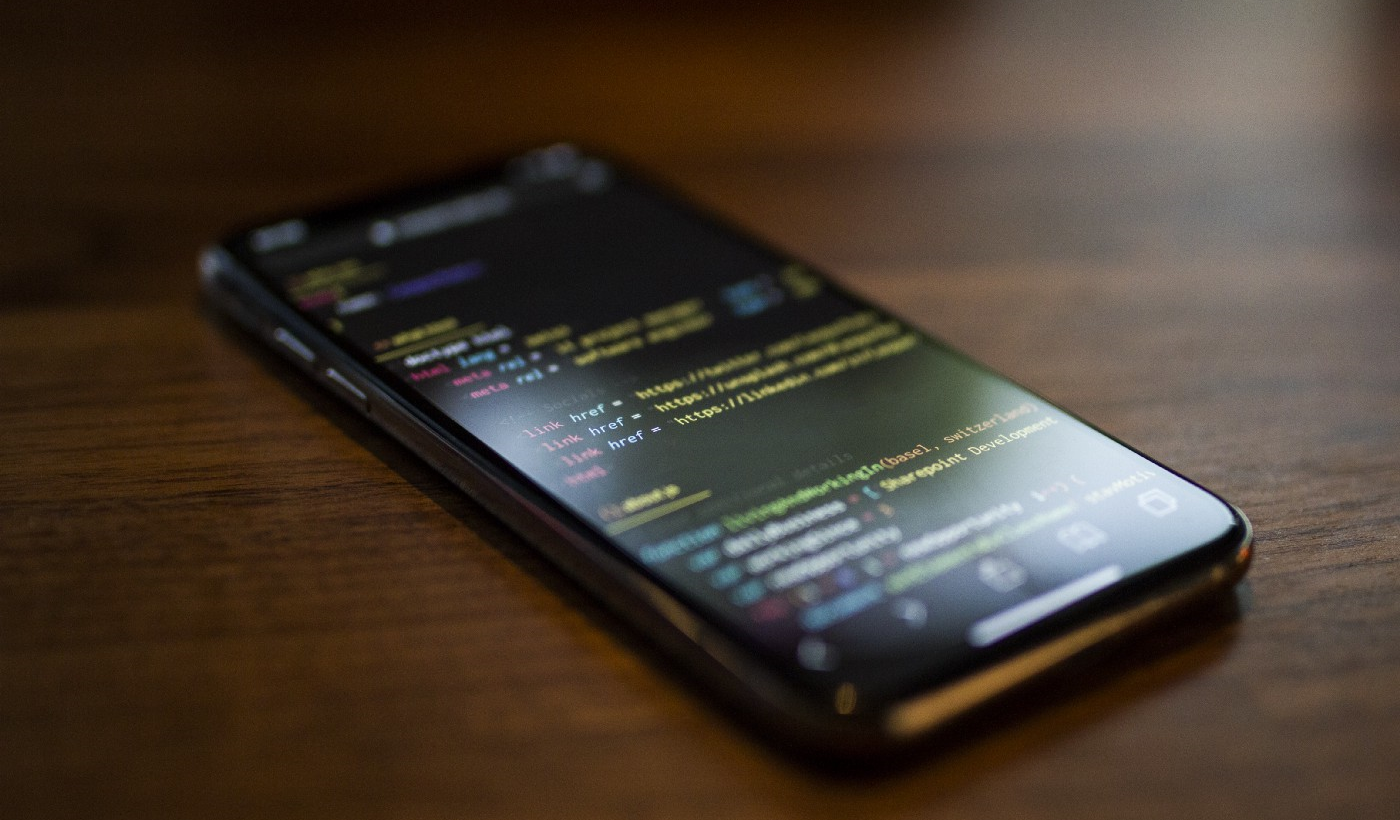 چطور با گوشی برنامه نویسی کنیم؟